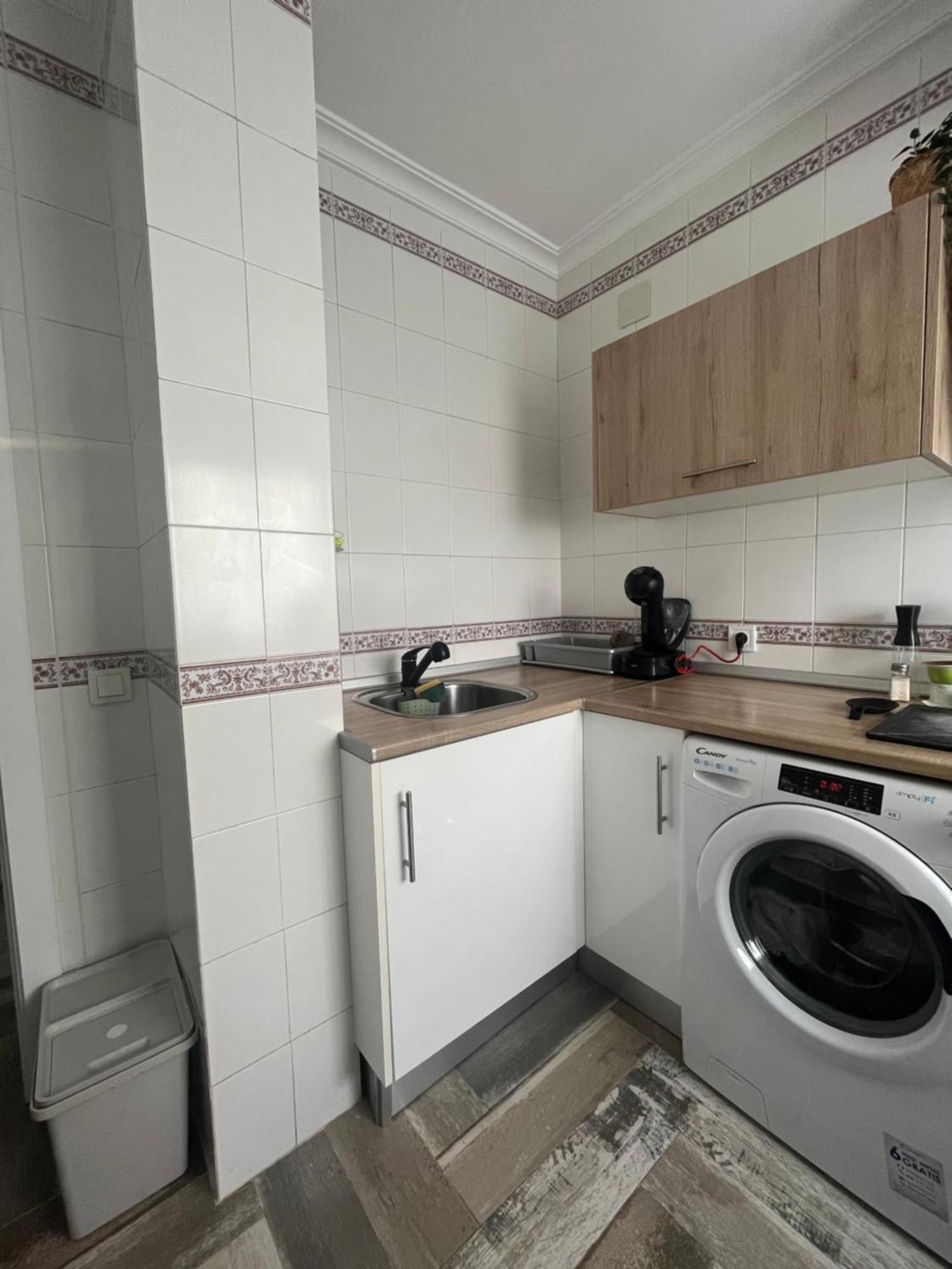 Lovely Rooms En Piso Compartido Sevilla Exterior foto